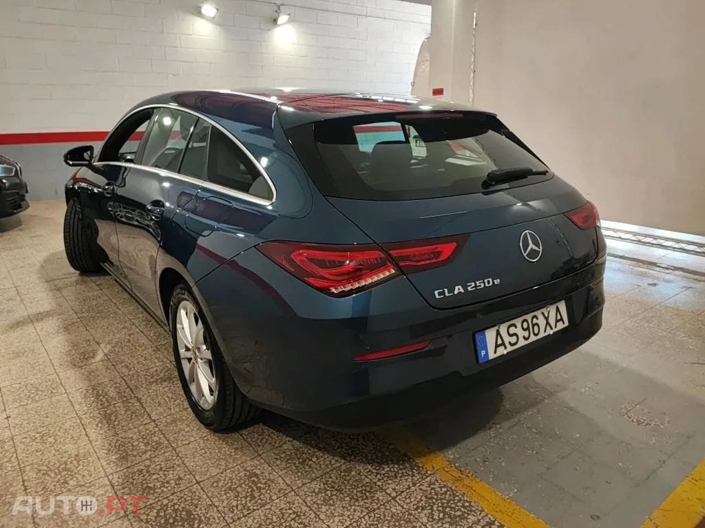 Mercedes-Benz CLA 250 e Shooting Brake Style Plus