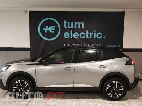 Peugeot E-2008 50 kWh Active