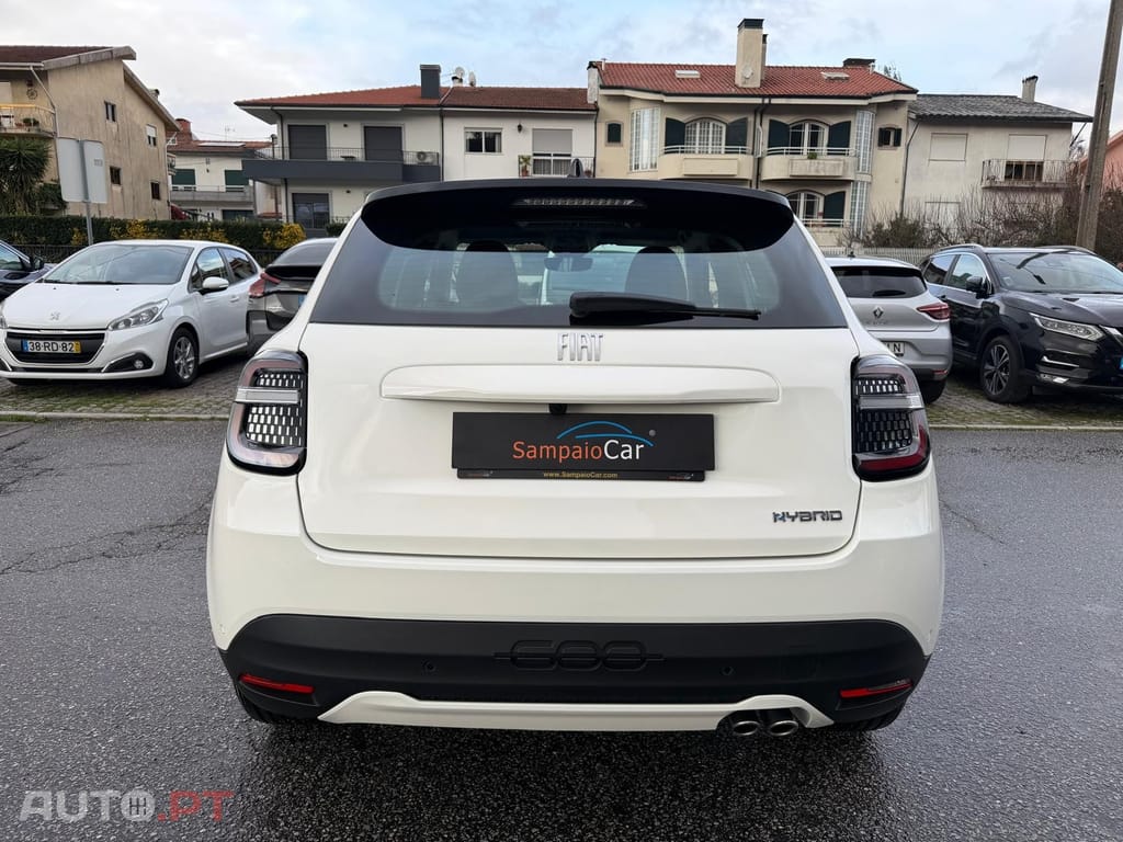 Fiat 600 1.2 Hybrid Icon