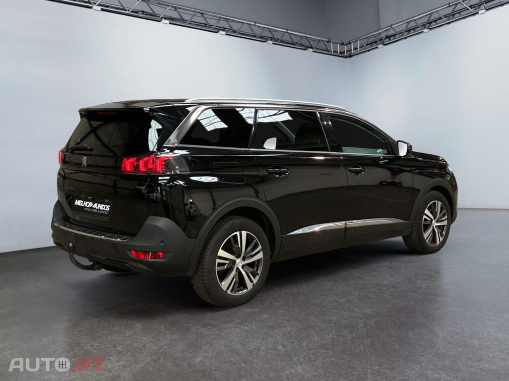 Peugeot 5008 1.2 PureTech Allure EAT8