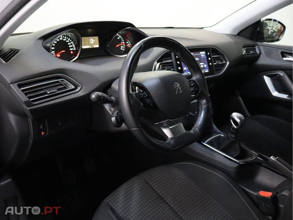 Peugeot 308 Business Line 1.5 BlueHDi 100cv