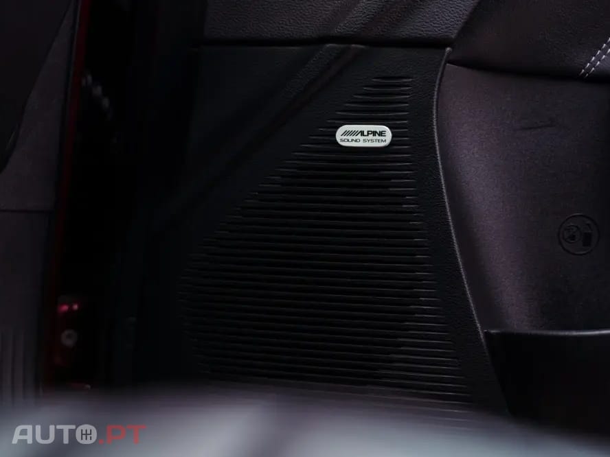 Dodge Challenger Auto SXT Plus