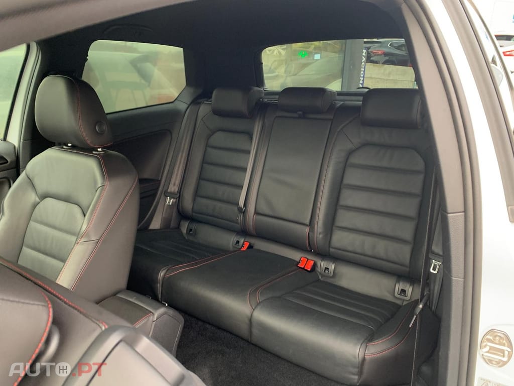 Volkswagen Golf 2.0 TSi GTi DSG Performance