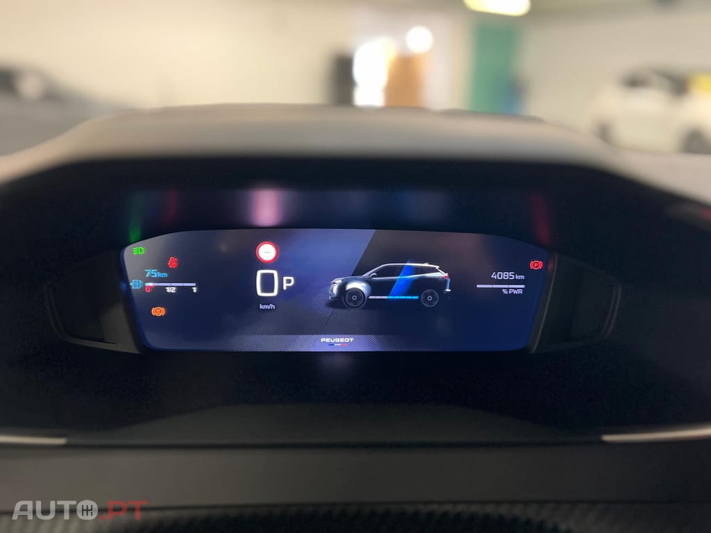 Peugeot 2008 1.2 Hybrid Allure e-DCS6