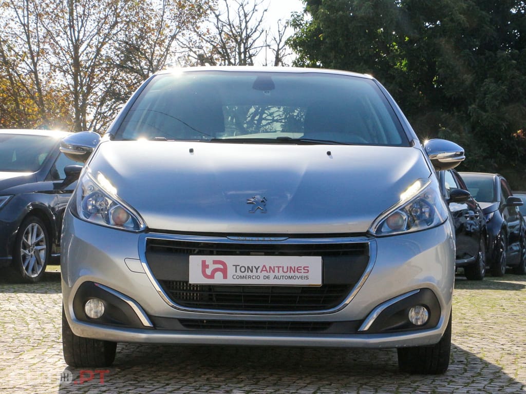Peugeot 208 1.6 BlueHDi Style
