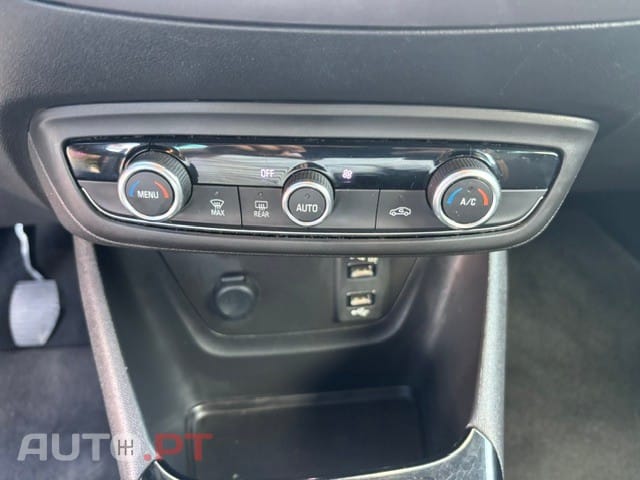 Opel Crossland X 1.2 T Edition J17