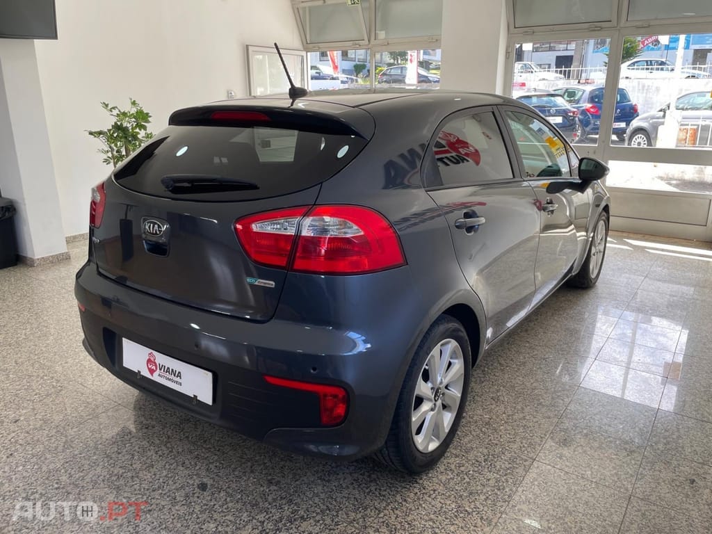 Kia Rio 1.2 CVVT SX