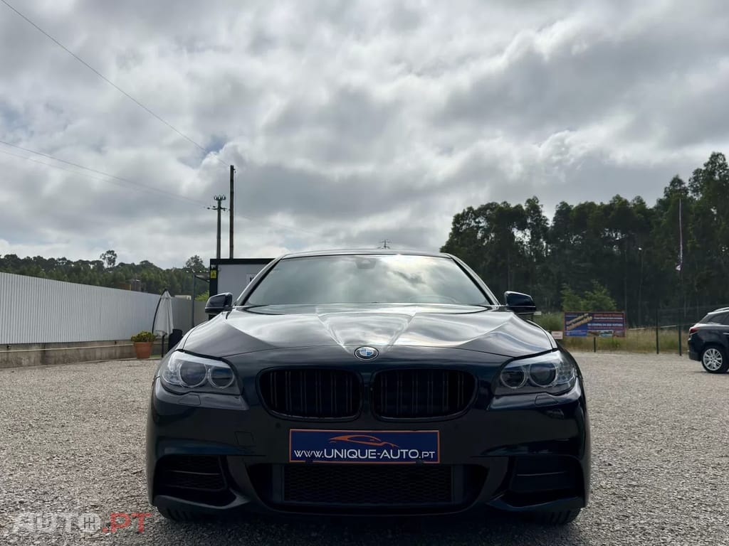 BMW 520 d Modern Line Automática KIT M Sport — fotografia 7