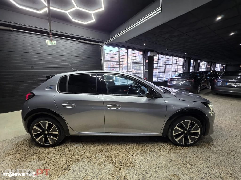 Peugeot E-208 50 kWh GT Line