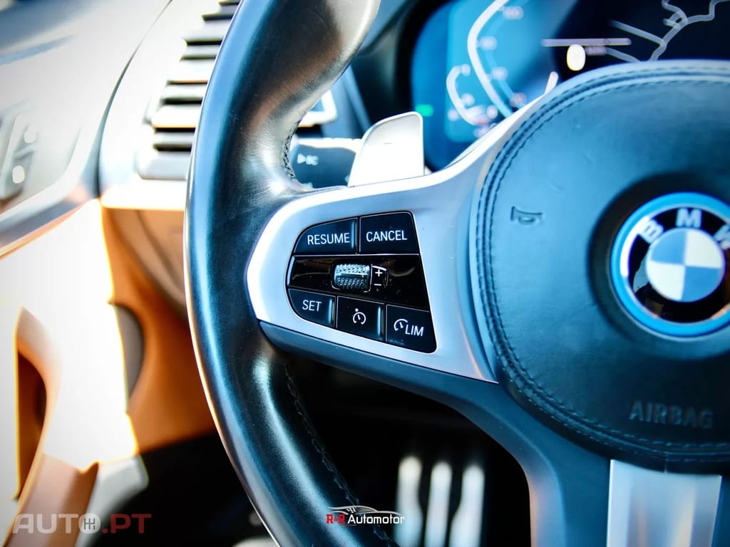 BMW X3 30 e xDrive Pack M — fotografia 26