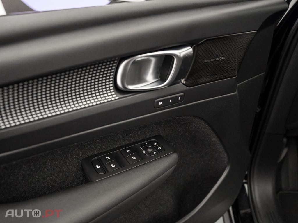Volvo XC40 1.5 T5 PHEV R-Design
