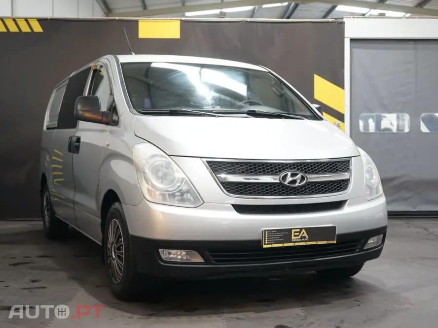 Hyundai H-1 2.5 CRDi Travel Comfort