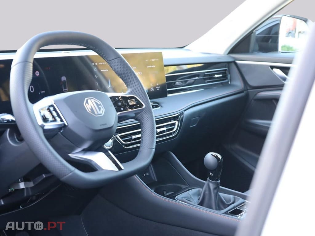 MG HS 1.5T 2WD COMFORT