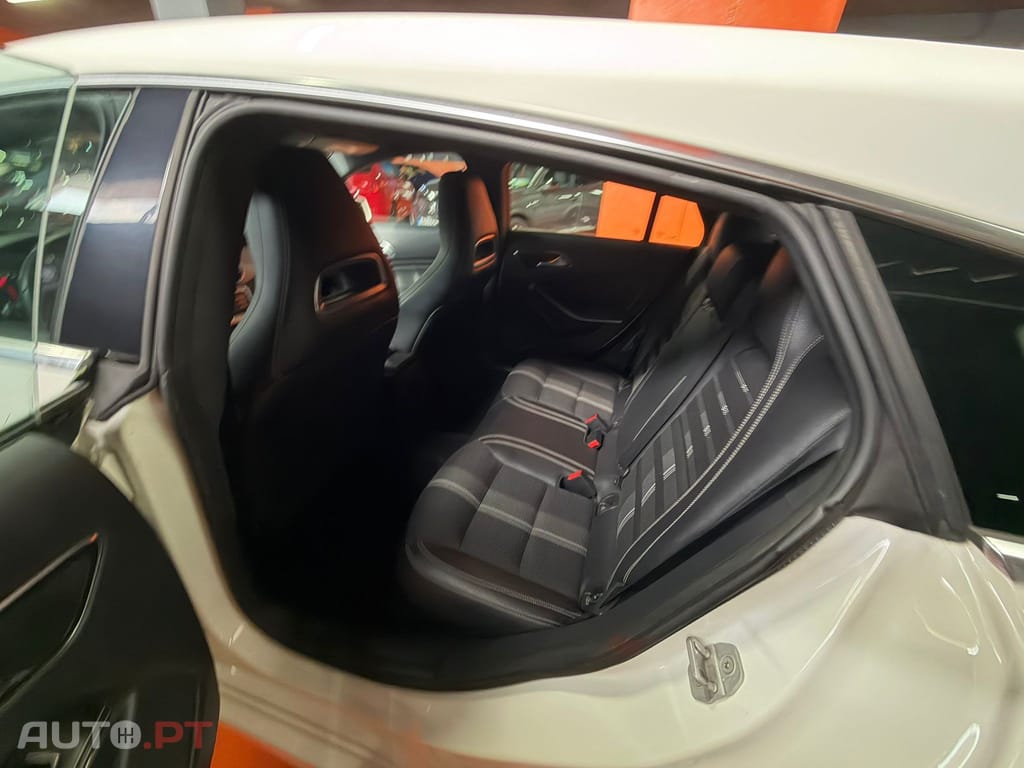 Mercedes-Benz CLA 200 d Urban