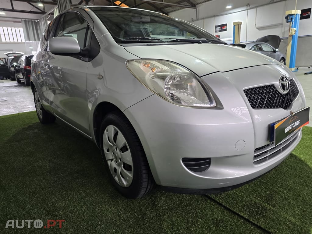 Toyota Yaris 1.0 VVT-i Motion
