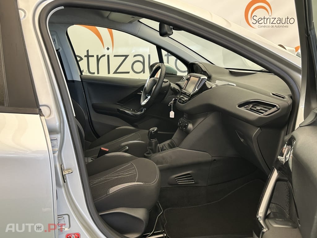Peugeot 208 1.2 VTi Active
