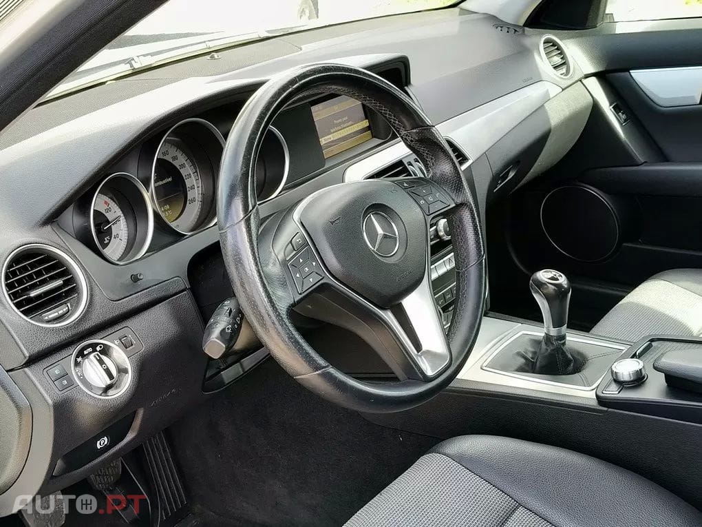 Mercedes-Benz C 200 CDi Avantgarde BlueEfficiency