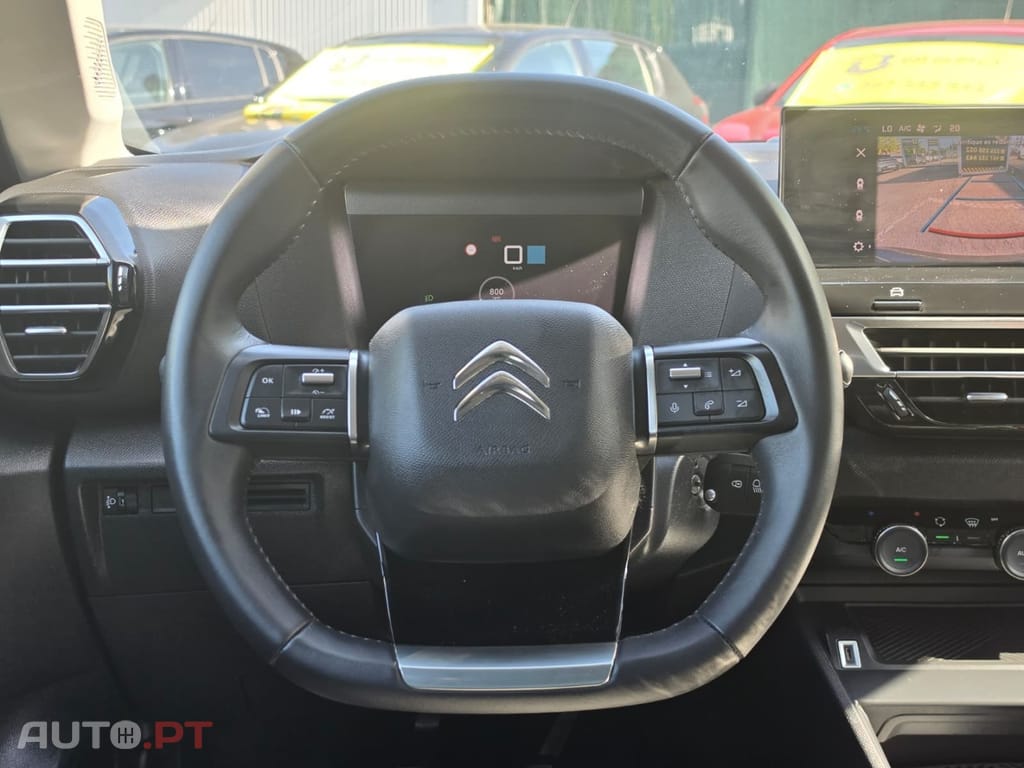 Citroen C4 1.2 PureTech Max EAT8