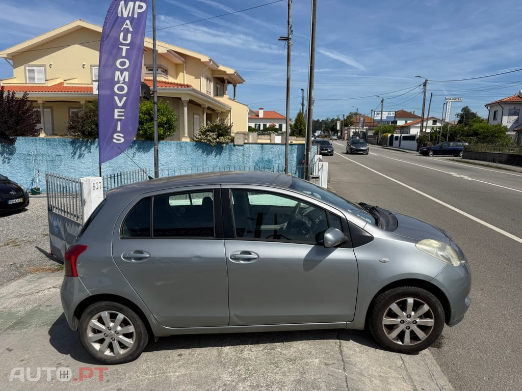 Toyota Yaris 1.0 VVT-i AC