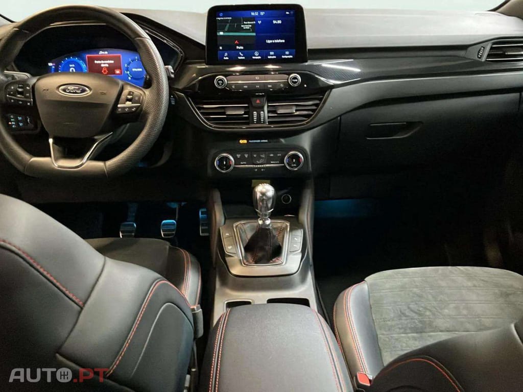 Ford Kuga 1.5 EcoBoost ST-Line X