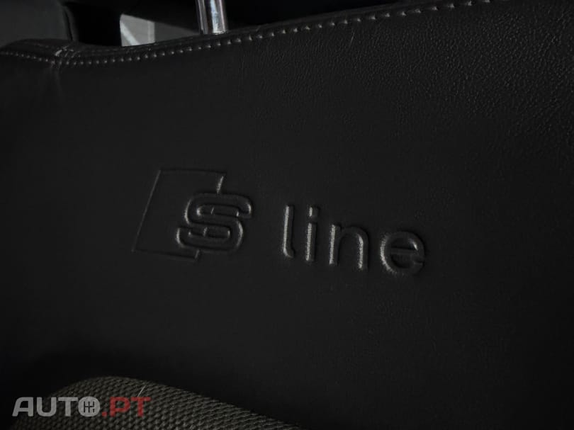 Audi A4 Avant 2.0 TDI S-line