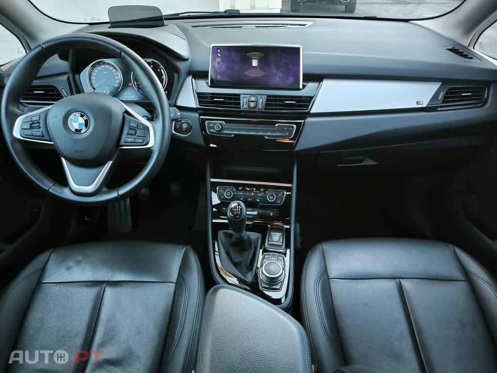 BMW 216 d Line Luxury