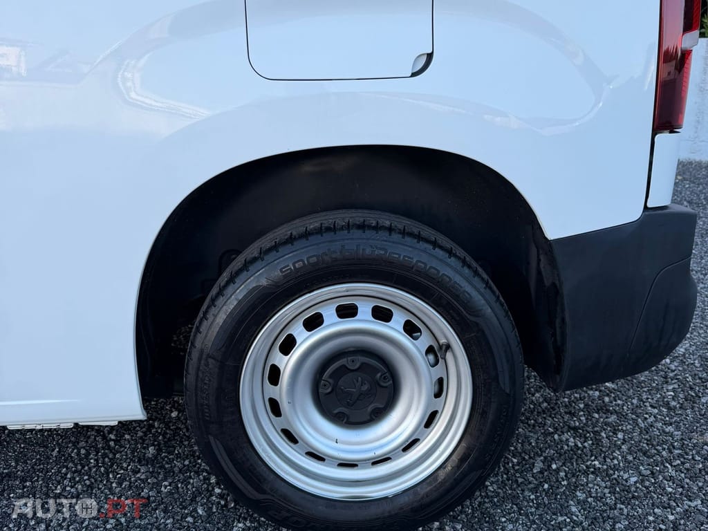Peugeot Partner 1.5 BlueHDi Asphalt Standard