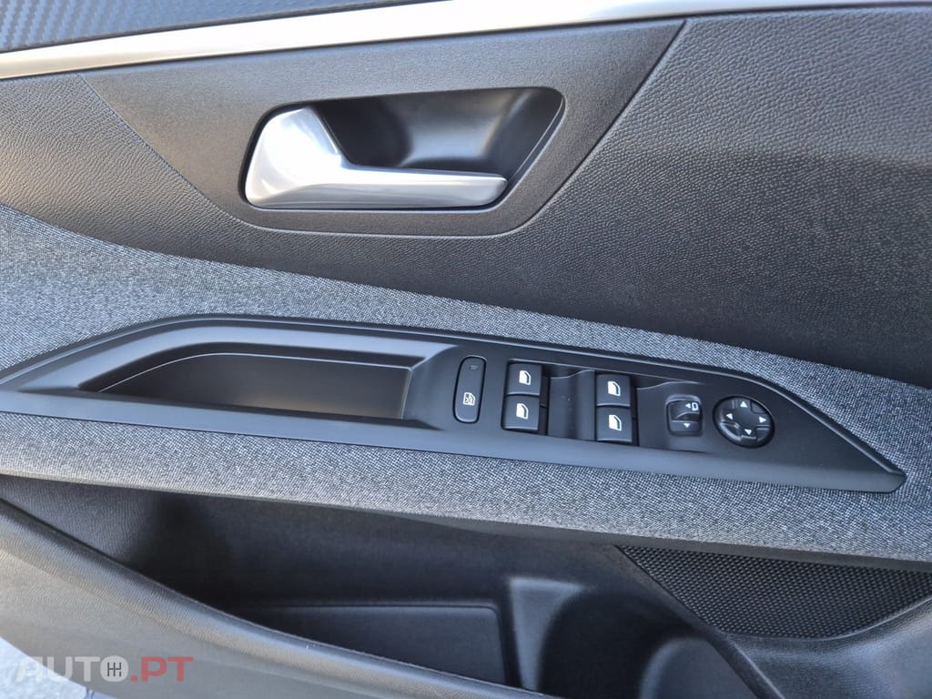 Peugeot 3008 1.5 BlueHDi Active Pack