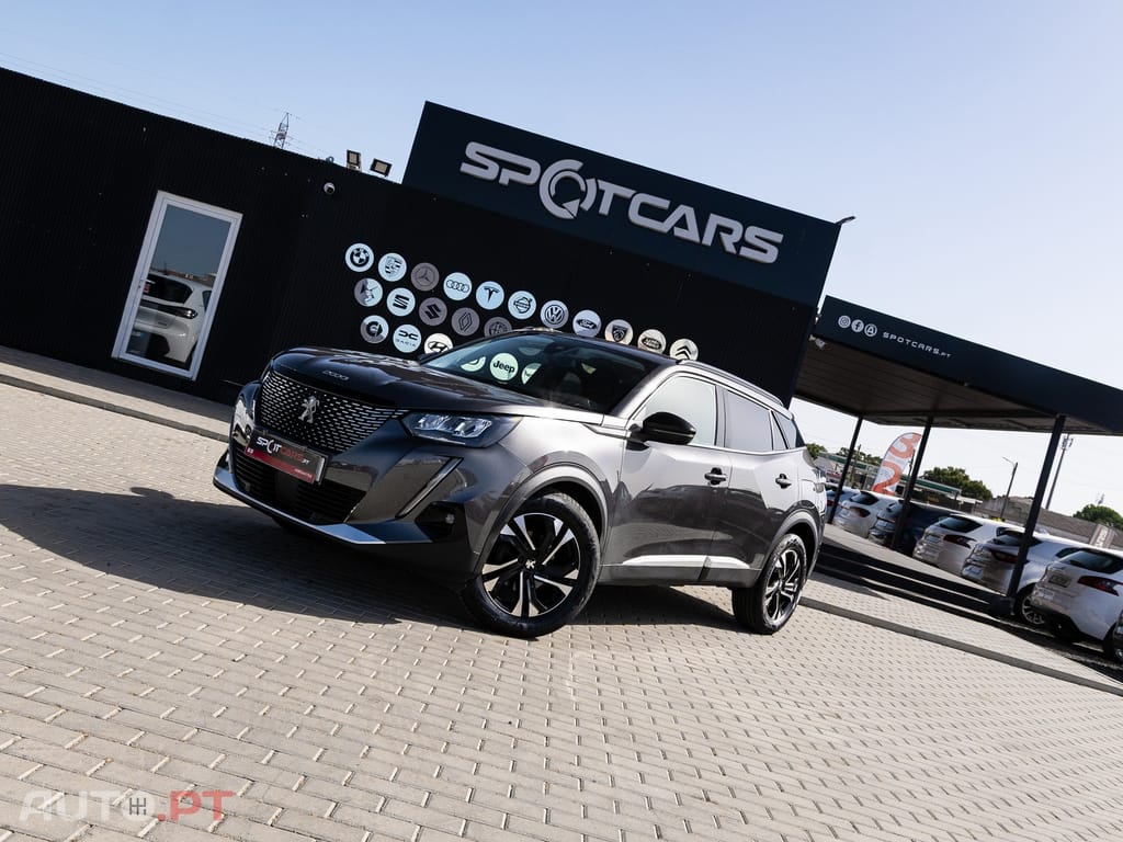 Peugeot 2008 1.2 PureTech Allure EAT8