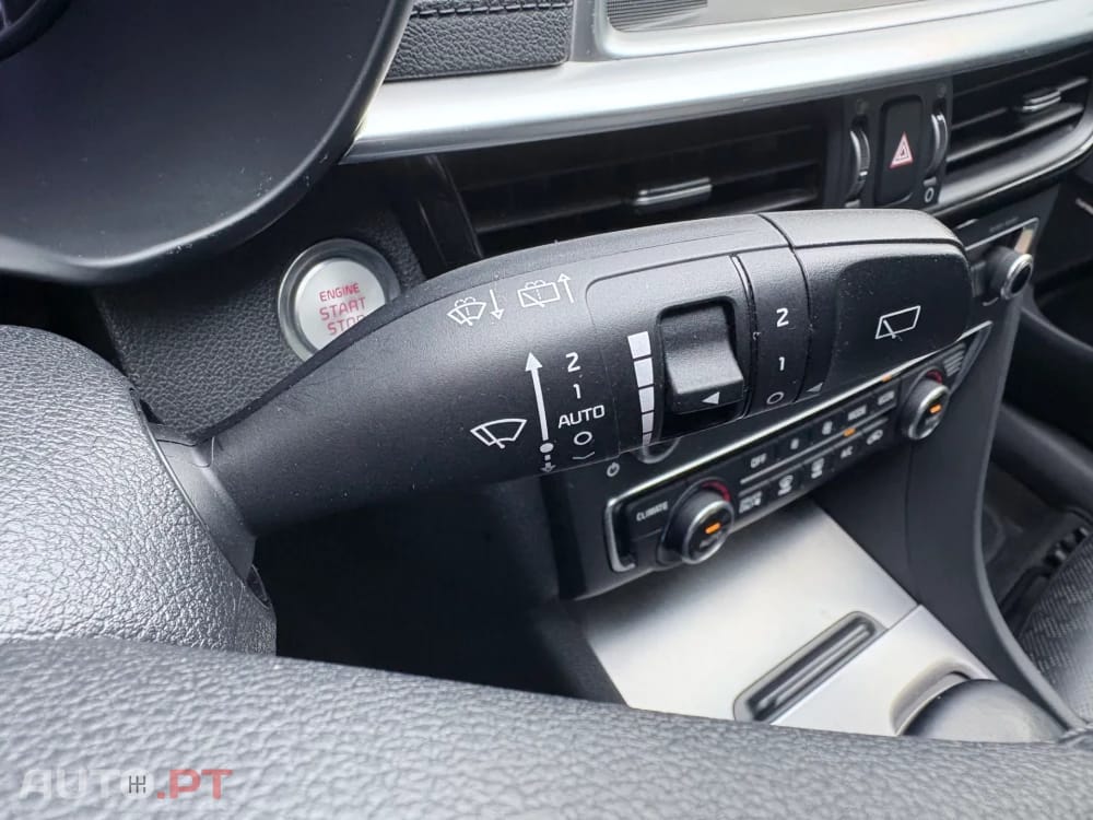 Kia Optima 2.0 CVVT PHEV