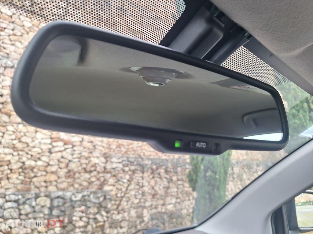 Toyota iQ 1.0 VVT-i 2