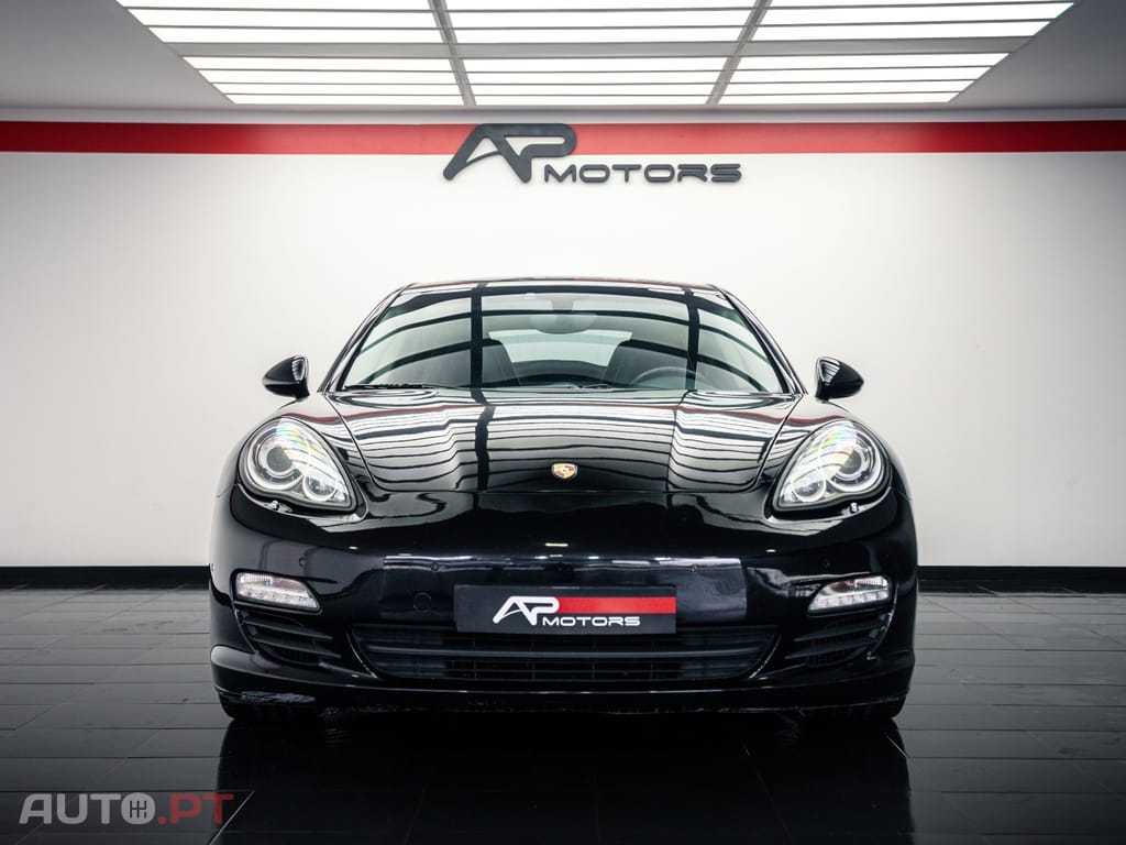 Porsche Panamera Standard