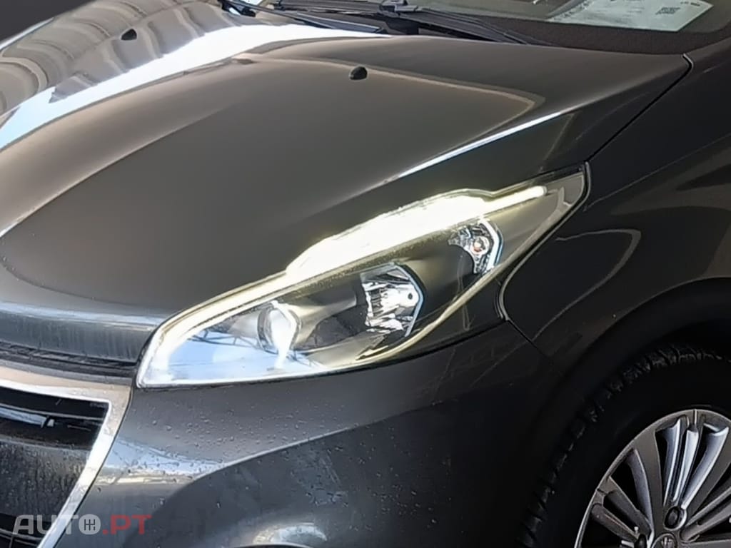 Peugeot 208 1.2 PureTech Style