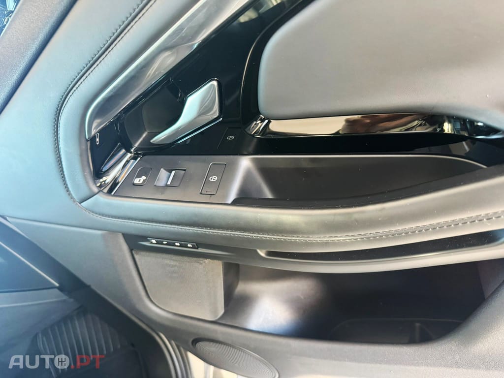 Land Rover Evoque 2.0 D240 HSE R-Dynamic