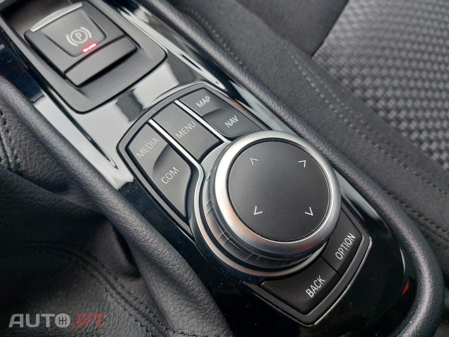 BMW 216 d  Advantage