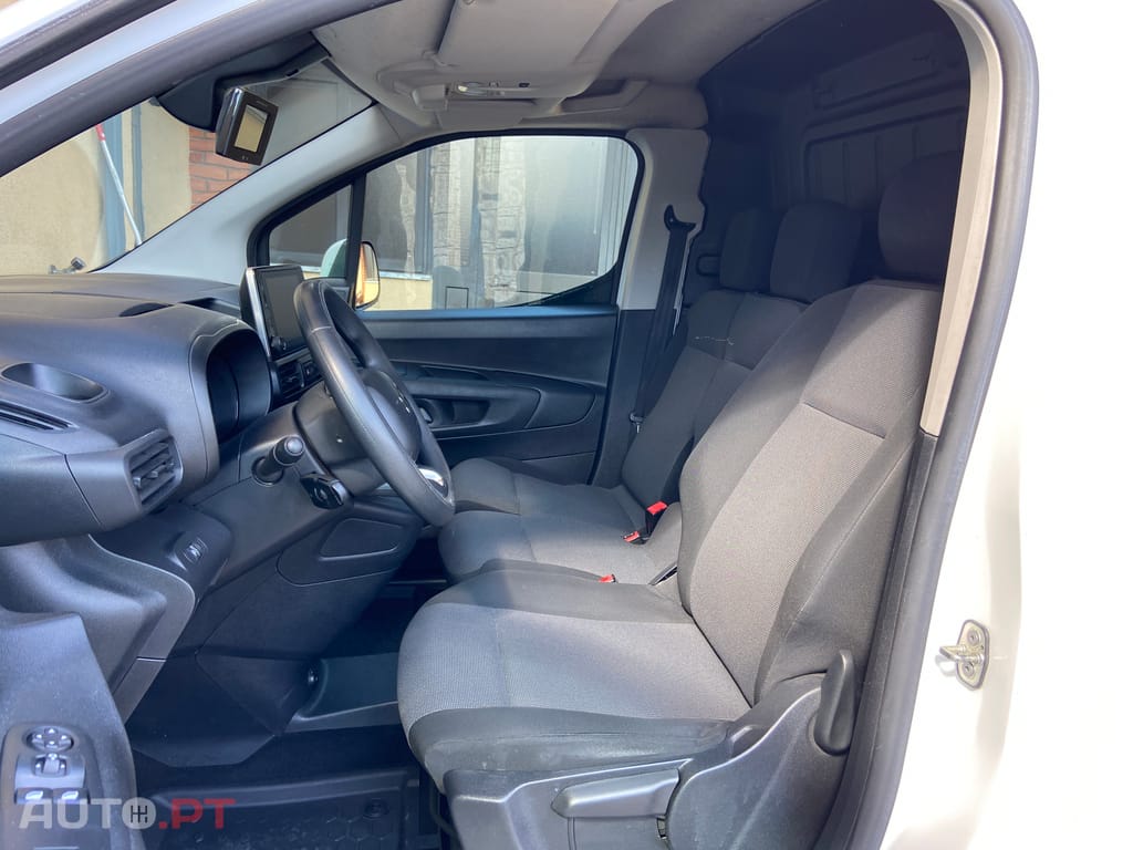 Citroen Berlingo 1.6 HDI 100 CV  CarPlay