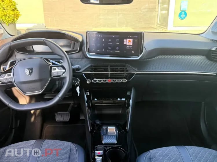 Peugeot 208 Peugeot 208 1.2 Hybrid Allure e-DCS6