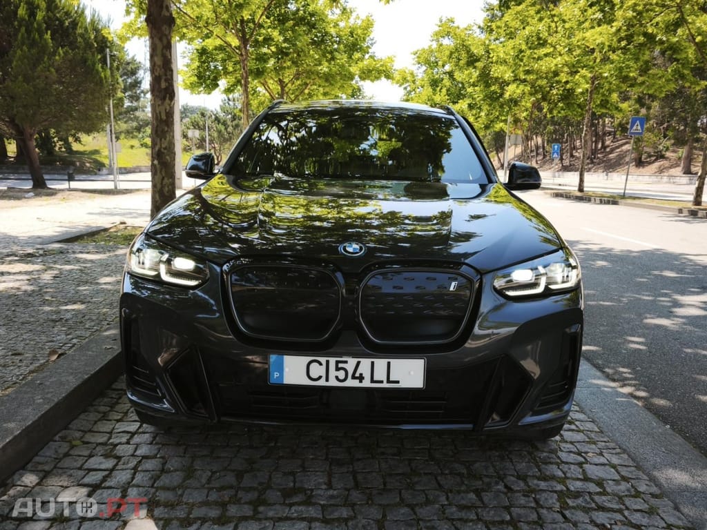 BMW iX3 M Sport Impressive
