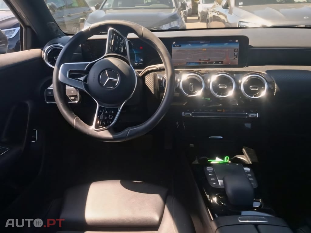 Mercedes-Benz A 250 e 8G-DCT Progressive