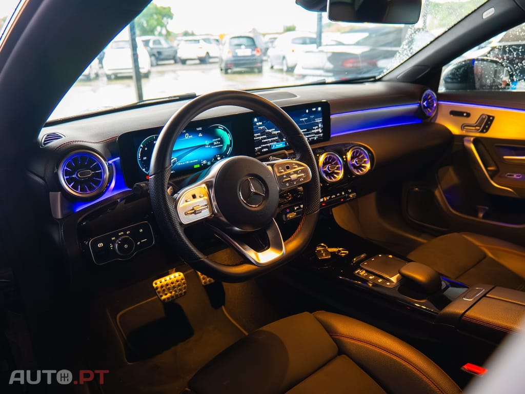 Mercedes-Benz CLA 250 e AMG Line
