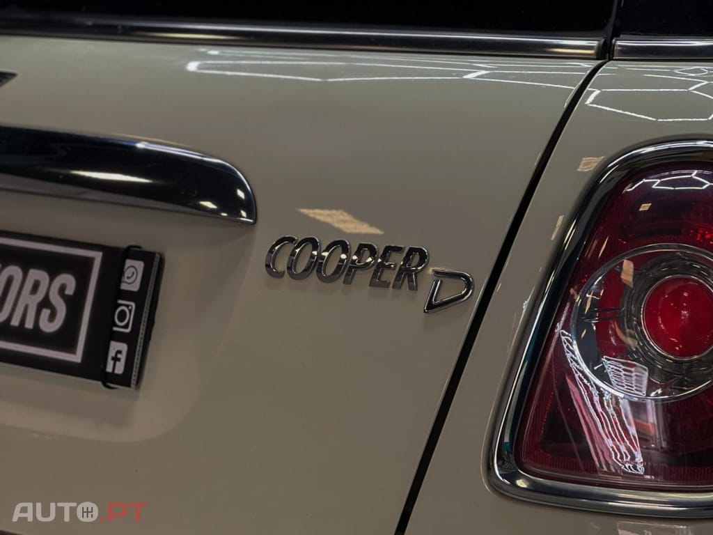 MINI Cooper Cooper D