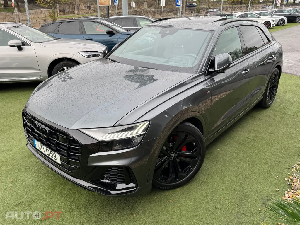 Audi Q8 50 TDI quattro Tiptronic