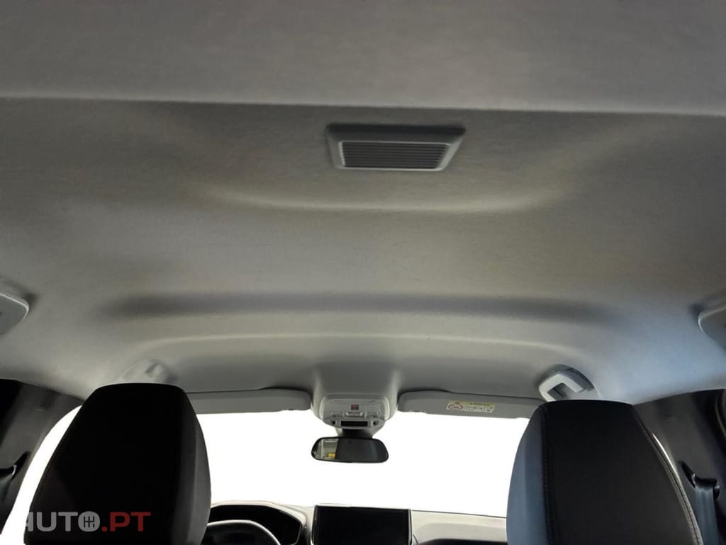 Peugeot 208 Hybrid Allure e-DCS6