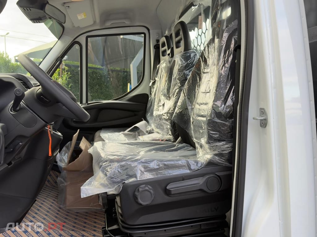 Iveco Daily CAIXA COM 6,19 METROS LIGEIRO