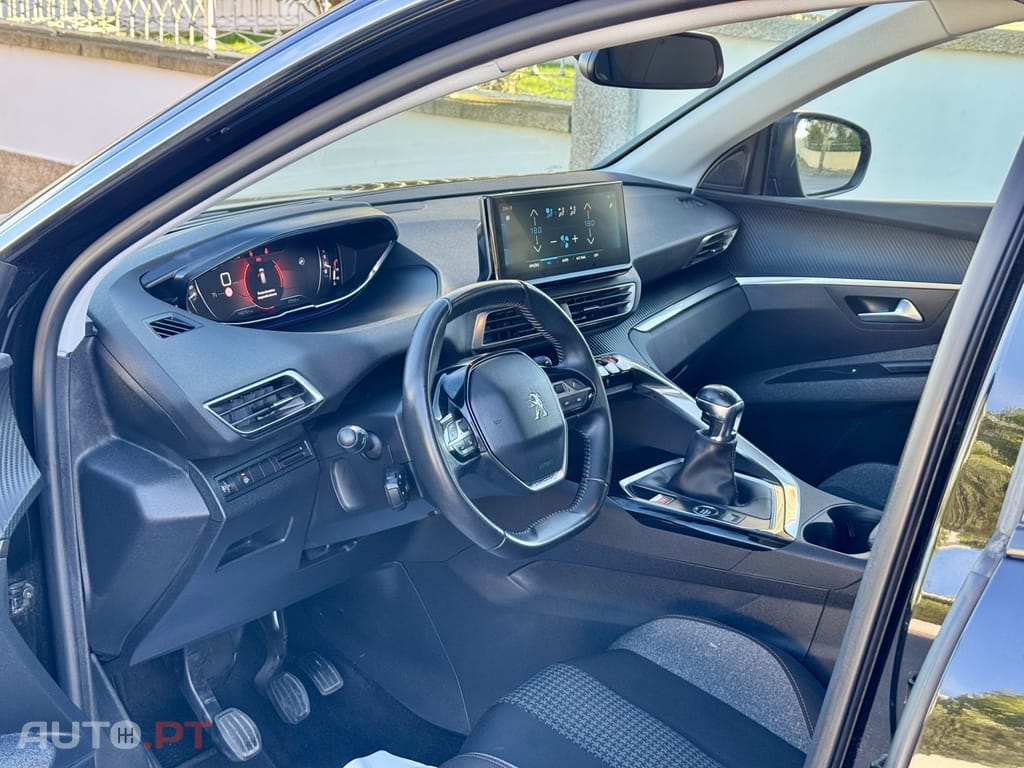 Peugeot 3008 1.5 BlueHDi Active Pack