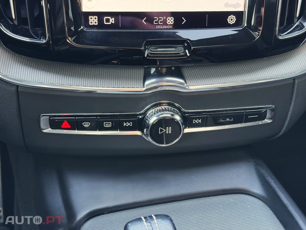 Volvo XC60 2.0 T6 PHEV R-Design AWD