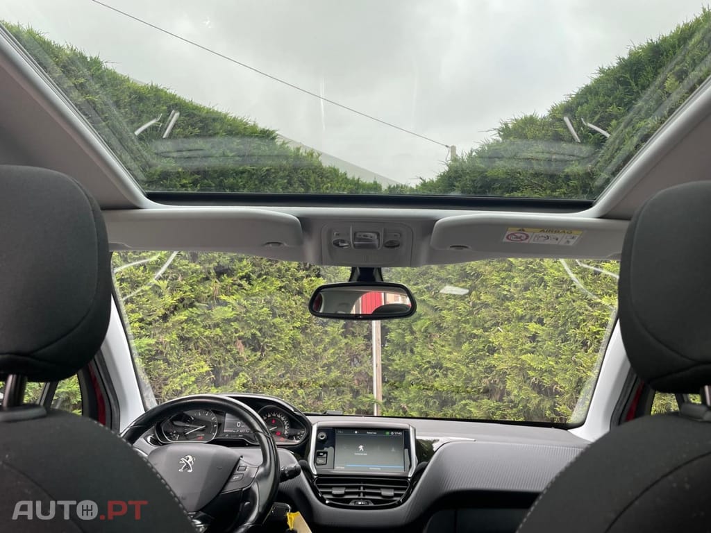 Peugeot 208 1.2 PureTech Allure