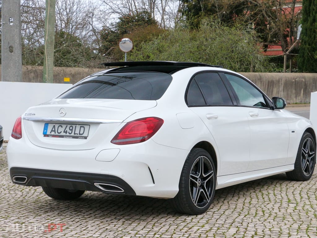 Mercedes-Benz C 300 de AMG Line