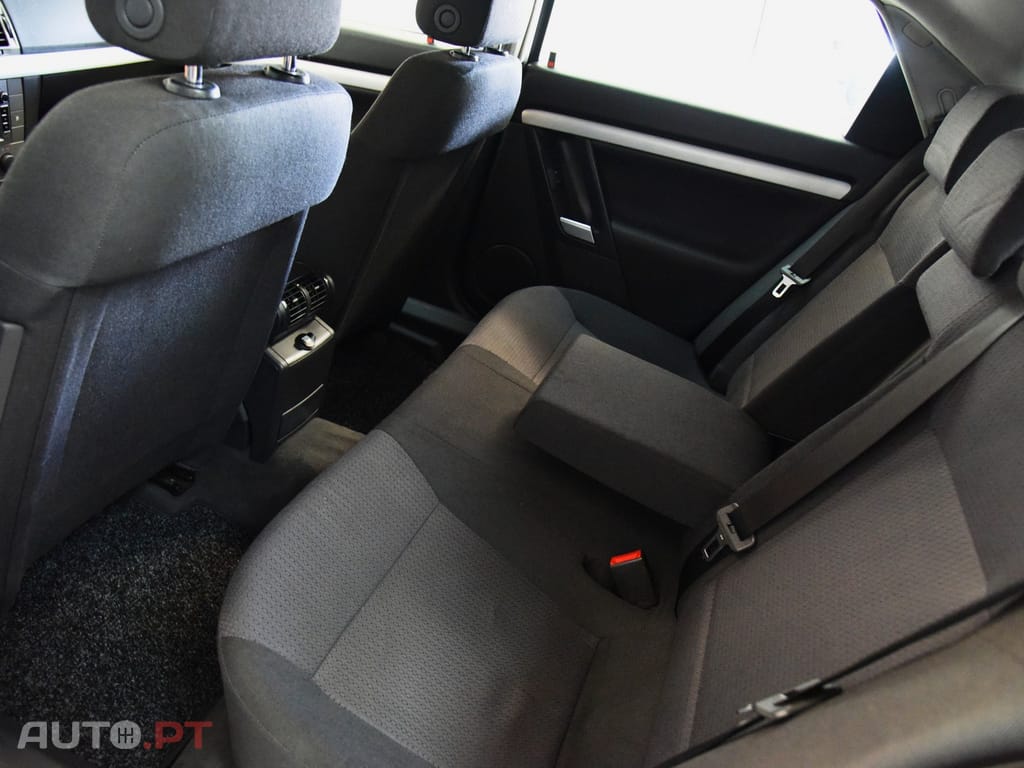 Opel Vectra GTS 1.9 CDTi