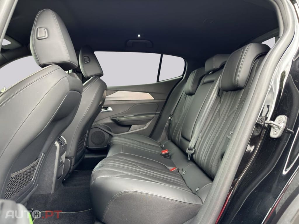 Peugeot 408 GT EAT8